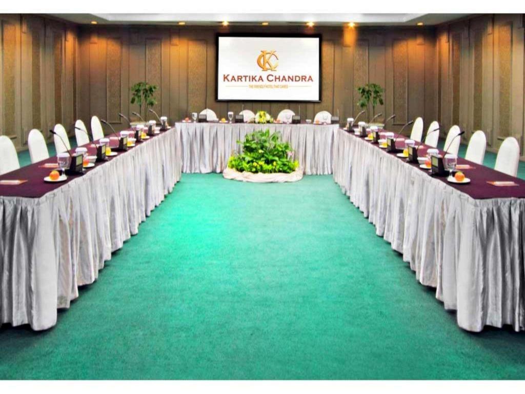 Kartika Chandra Hotel Jakarta Exterior foto