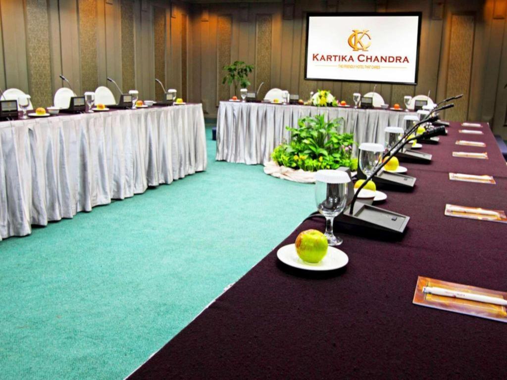 Kartika Chandra Hotel Jakarta Exterior foto